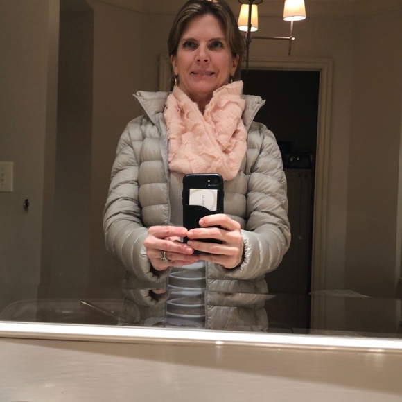 Light punk, textured “shrug” - Picture 3 of 3